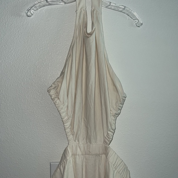 Pretty Lavish Lexi Scrunch Backless Jumpsuit, New with Tags - Picture 7 of 8